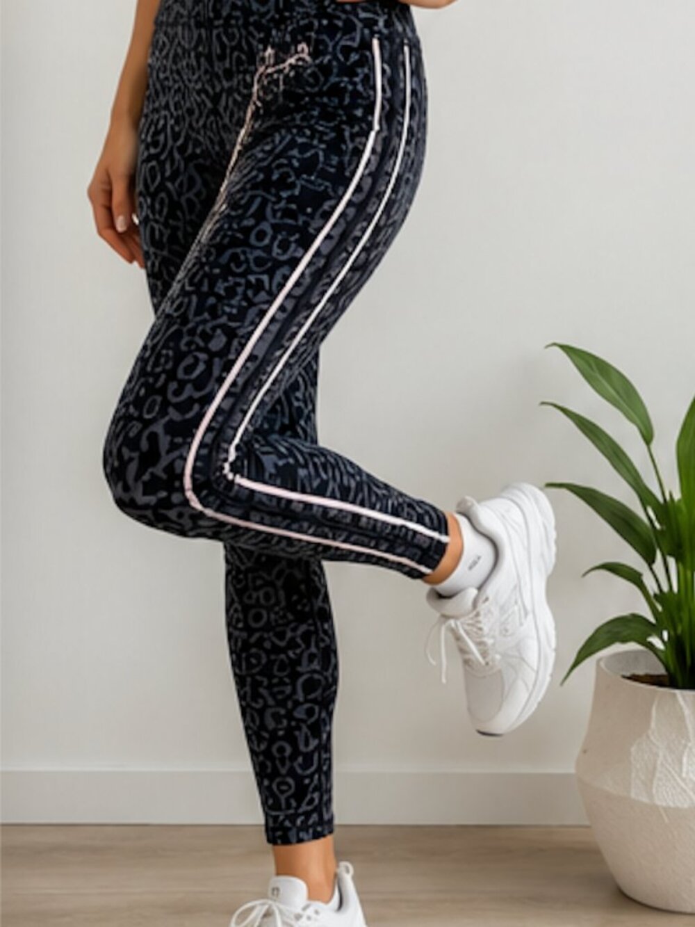 The Upside x SoulCycle Leopard Print Leggings Size M